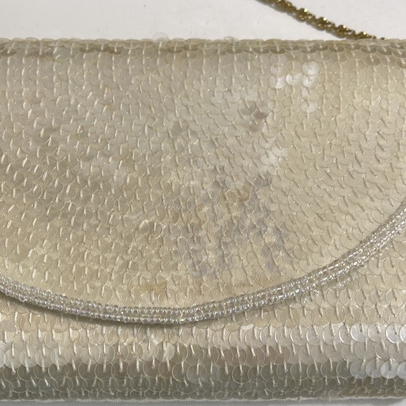 La Regale Purse - Picture 5 of 16